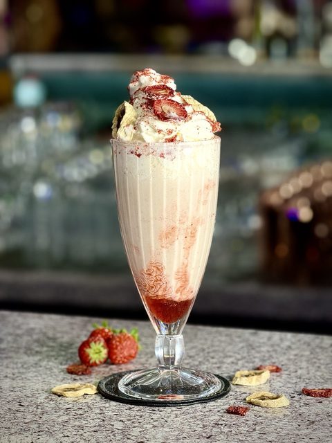Strawberry-banana shake